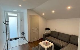Studio privée Vesoul -Wifi,TV,Clim,Parking gratuit